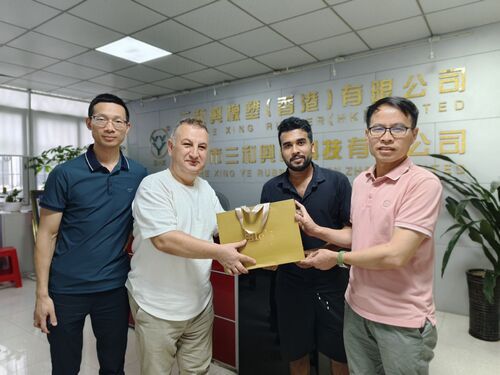 Latest company news about OEM Success Story: Ahead-of-Schedule Delivery of 20,000 Custom Leather Watch Strap